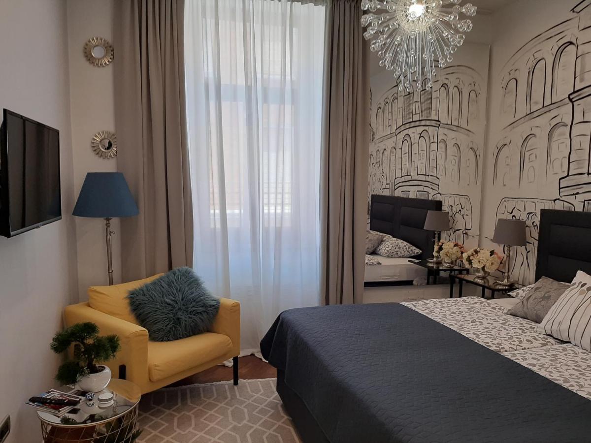 Arena Design Apartments With Free Private Parking And With A Terrace Póla Kültér fotó