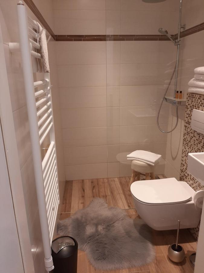 Arena Design Apartments With Free Private Parking And With A Terrace Póla Kültér fotó