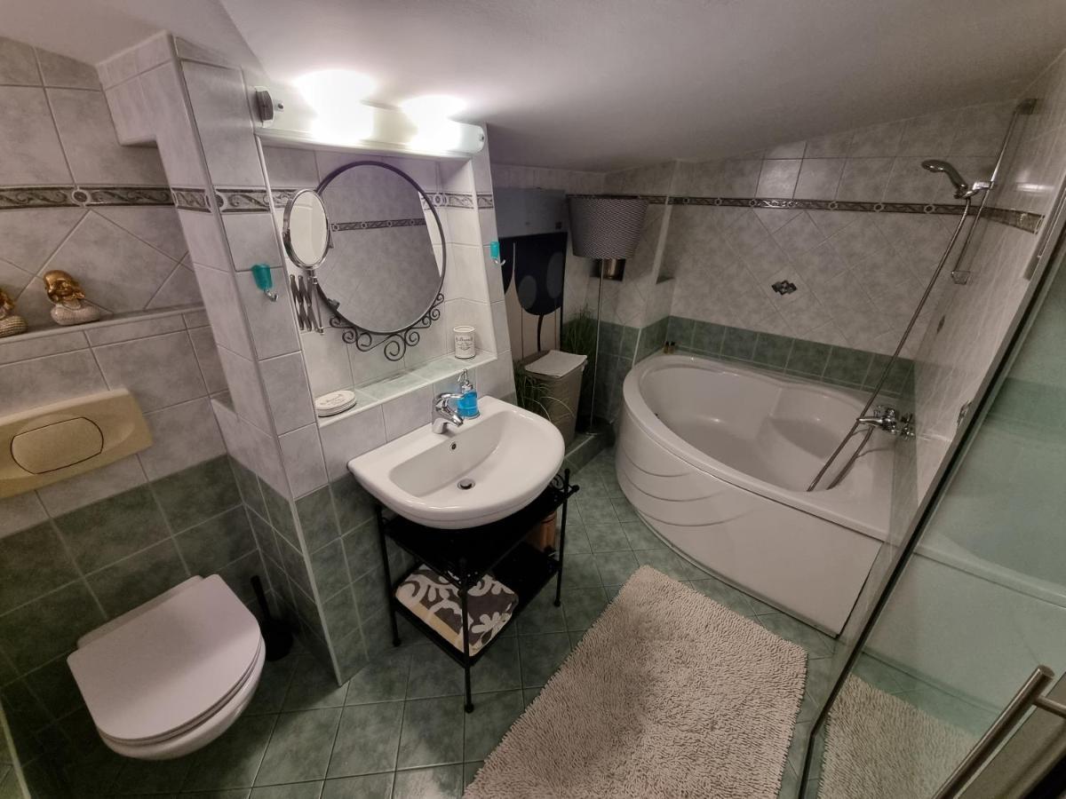 Arena Design Apartments With Free Private Parking And With A Terrace Póla Kültér fotó