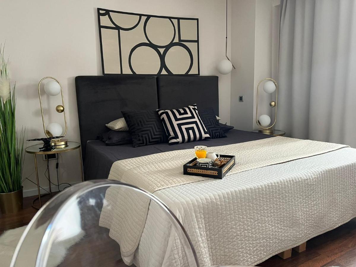 Arena Design Apartments With Free Private Parking And With A Terrace Póla Kültér fotó