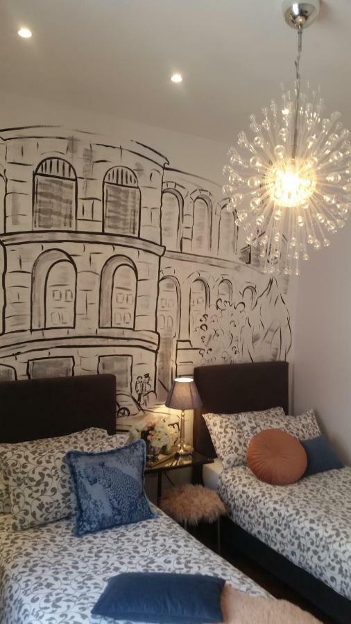 Arena Design Apartments With Free Private Parking And With A Terrace Póla Kültér fotó